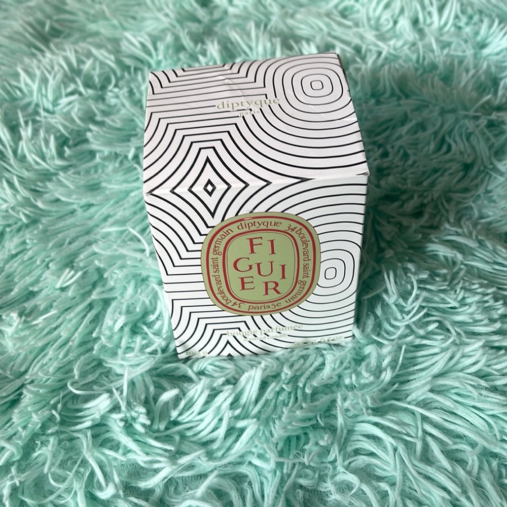 Diptyque Figuier Scented Candle 6.5 oz See Pictures